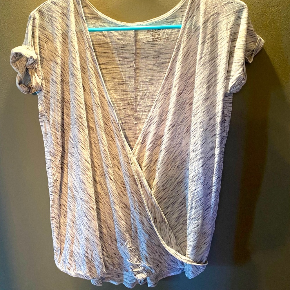 Motherhood Maternity nursing top